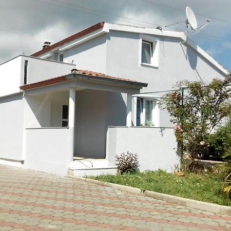 Holiday Home Marsan Пула Екстериор снимка